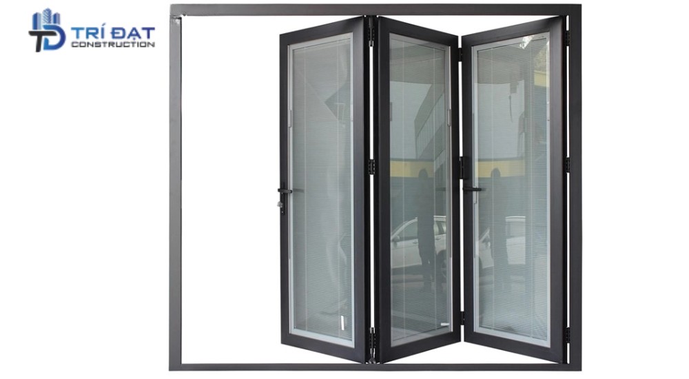 Chống nóng cửa kính và vách kính với kính hộp gắn rèm